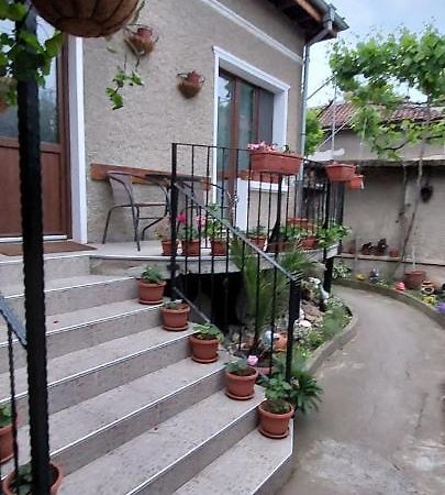 Guest House Kukera Pavel Banya Exterior foto